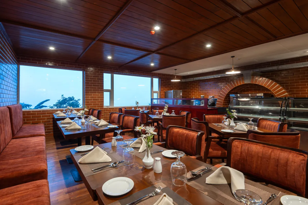 Highland-view restaurant at Horton Heights
