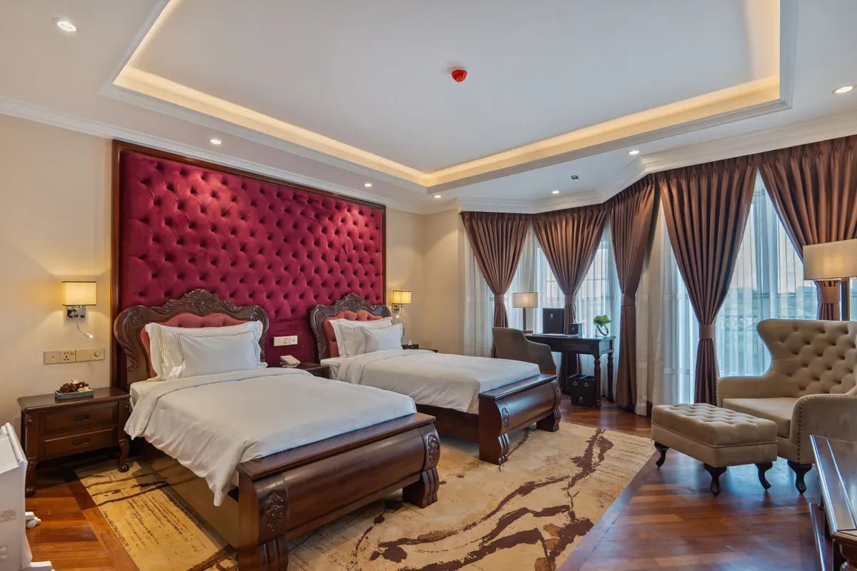 The Deluxe Room at Horton Heights, view 3
